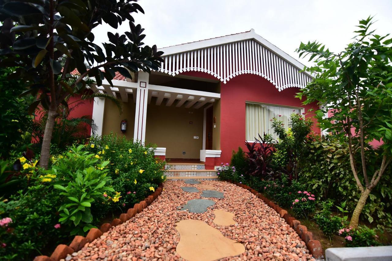 Swosti Chilika Resort Kanaipur Luaran gambar