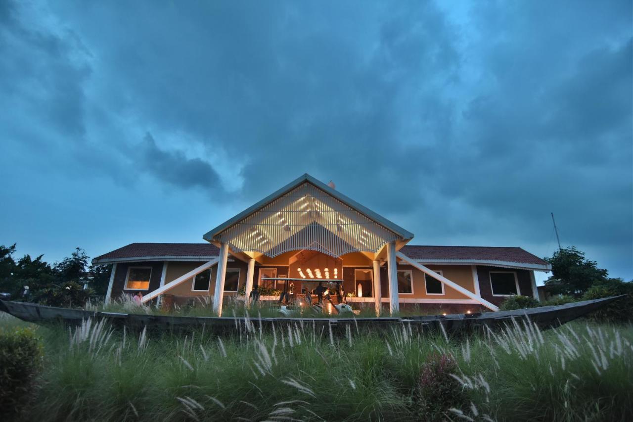 Swosti Chilika Resort Kanaipur Luaran gambar