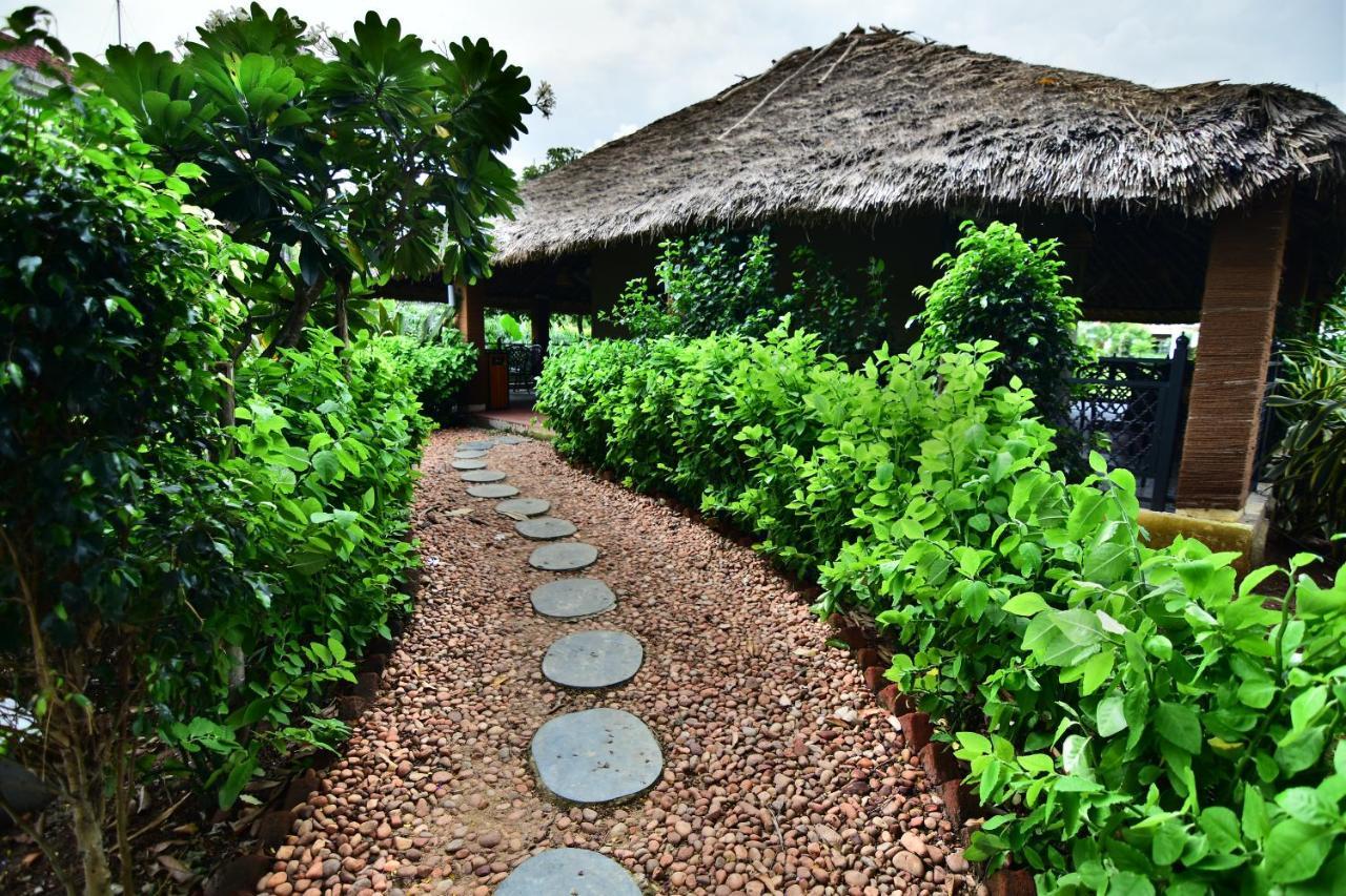 Swosti Chilika Resort Kanaipur Luaran gambar